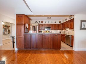 20925 Valley Forge Circle 925, King Of Prussia PA 19406