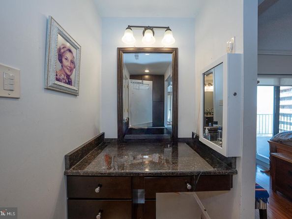 20925 Valley Forge Circle 925, King Of Prussia PA 19406