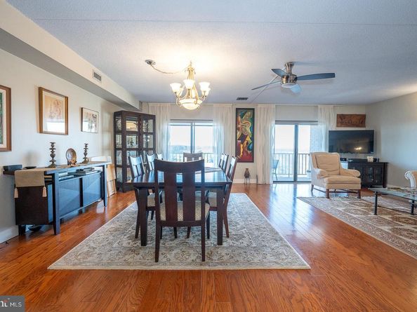 20925 Valley Forge Circle 925, King Of Prussia PA 19406