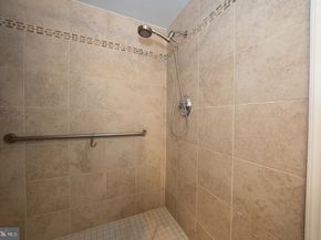 20925 Valley Forge Circle 925, King Of Prussia PA 19406