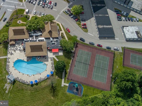 20925 Valley Forge Circle 925, King Of Prussia PA 19406