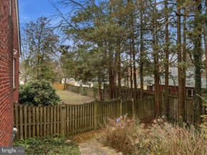 6437 Spring Terrace, Falls Church VA 22042