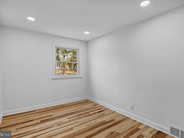 1221 Huntingdon Pike, Huntingdon Valley PA 19006