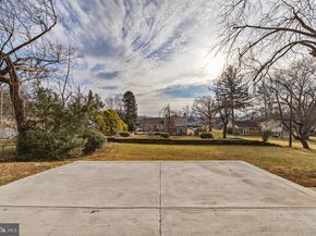 1221 Huntingdon Pike, Huntingdon Valley PA 19006