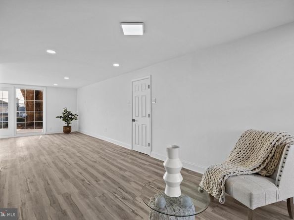 1221 Huntingdon Pike, Huntingdon Valley PA 19006