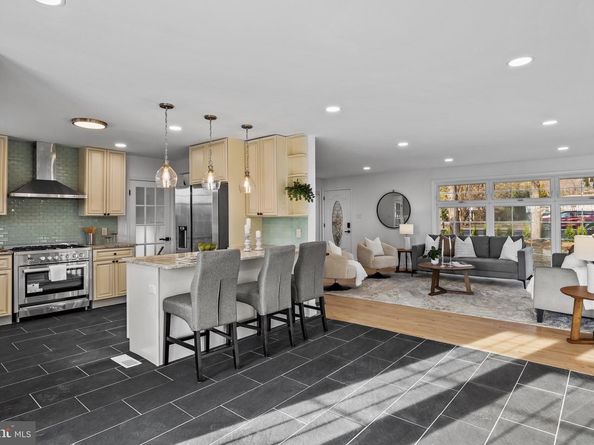 1221 Huntingdon Pike, Huntingdon Valley PA 19006