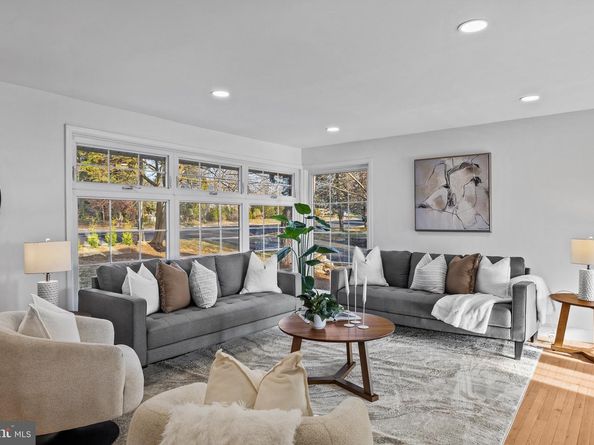 1221 Huntingdon Pike, Huntingdon Valley PA 19006