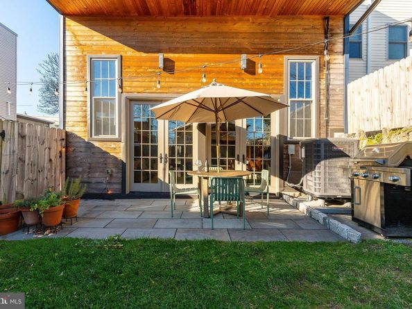 227 Grape Street, Philadelphia PA 19128