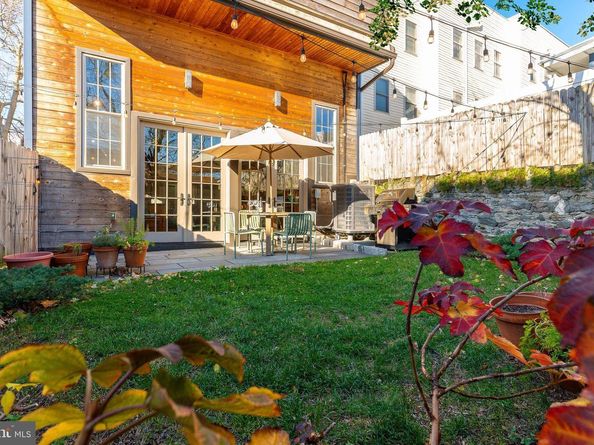 227 Grape Street, Philadelphia PA 19128