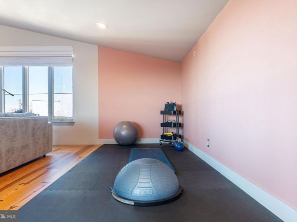 227 Grape Street, Philadelphia PA 19128