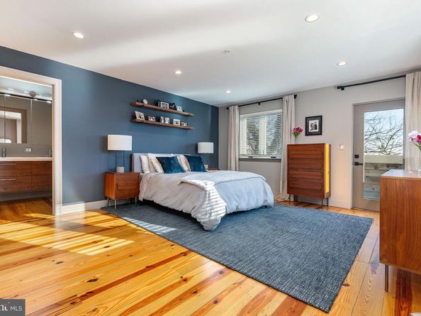 227 Grape Street, Philadelphia PA 19128