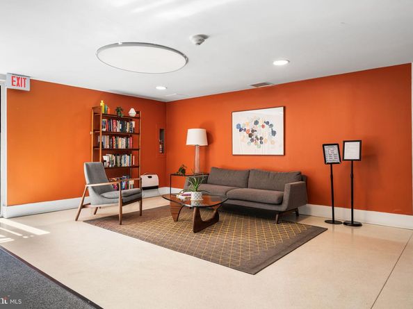 4000 Tunlaw Road NW 811, Washington DC 20007