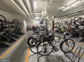 4000 Tunlaw Road NW 811, Washington DC 20007