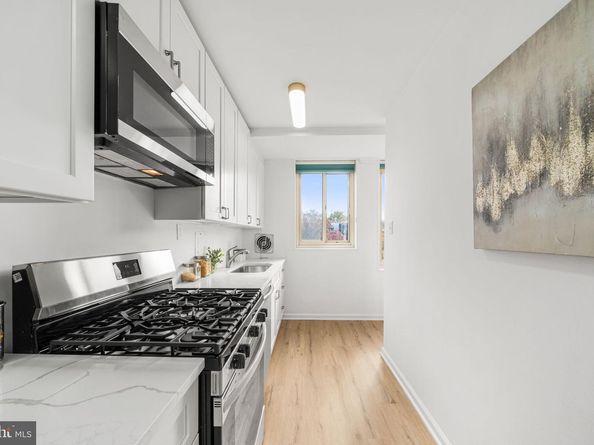 4000 Tunlaw Road NW 811, Washington DC 20007