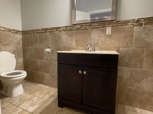 5020 Beaumont, Philadelphia PA 19143