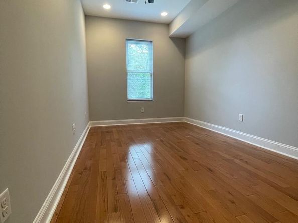 5020 Beaumont, Philadelphia PA 19143