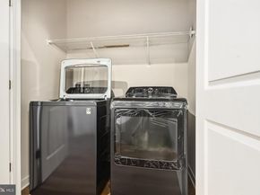 13508 Innovation Station Loop 3B, Herndon VA 20171