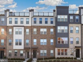 13508 Innovation Station Loop 3B, Herndon VA 20171