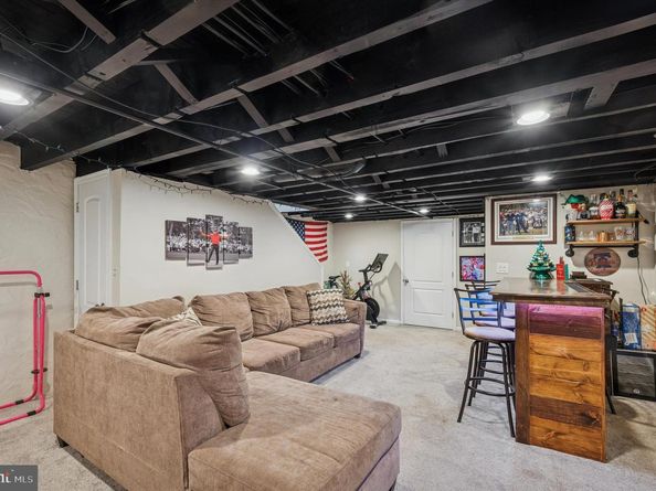 220 Sedgewood Road, Springfield PA 19064