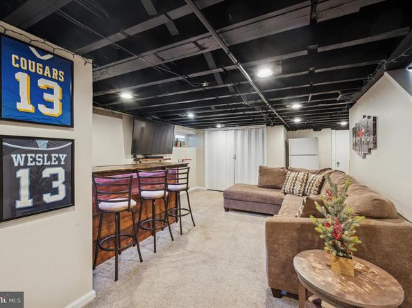 220 Sedgewood Road, Springfield PA 19064