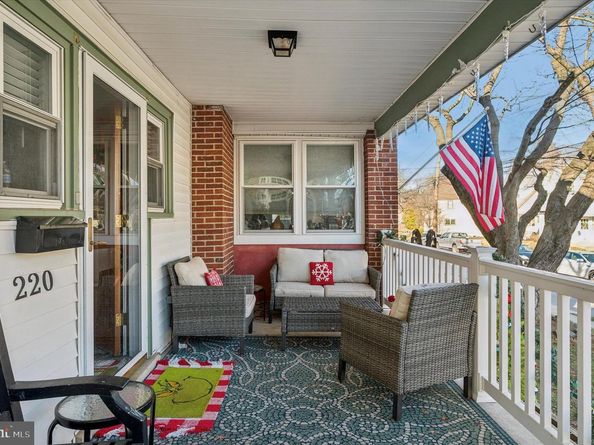 220 Sedgewood Road, Springfield PA 19064