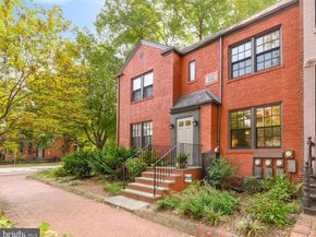 1127 C Street SE 2, Washington DC 20003