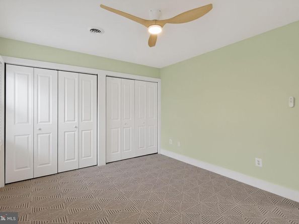 1943 S Lowell Street, Arlington VA 22204