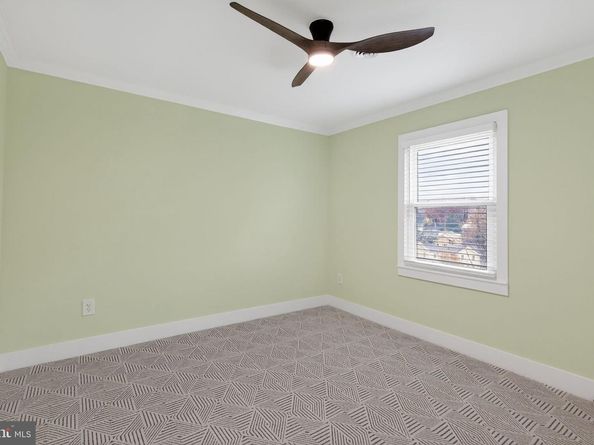 1943 S Lowell Street, Arlington VA 22204