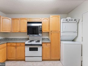 1800 Old Meadow Road 1218, Mclean VA 22102