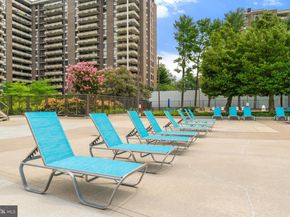 1800 Old Meadow Road 1218, Mclean VA 22102