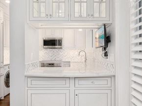 1238 Eton Court NW T17, Washington DC 20007