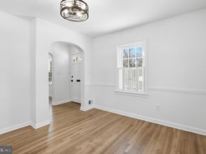 1135 N Powhatan Street N, Arlington VA 22205