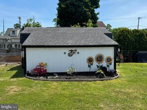 225 Park Avenue, Bristol PA 19007