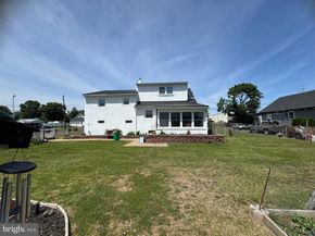 225 Park Avenue, Bristol PA 19007