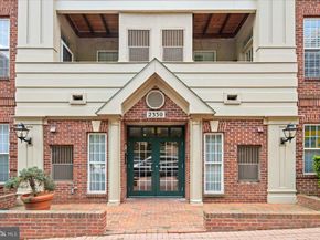 2330 14TH Street N 207, Arlington VA 22201