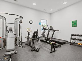 2330 14TH Street N 207, Arlington VA 22201