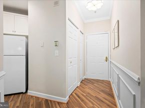 2330 14TH Street N 207, Arlington VA 22201