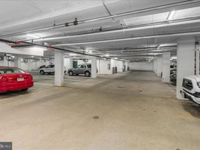 2330 14TH Street N 207, Arlington VA 22201