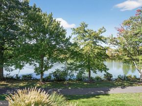 2922 Bridgehampton Court, Falls Church VA 22042