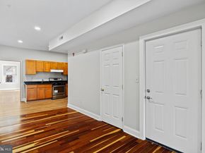 426 S 44TH Street 2, Philadelphia PA 19104