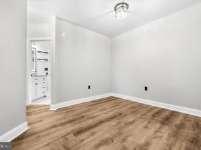 12915 Alton Square 216, Herndon VA 20170