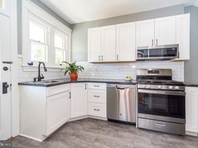 143-145 Mechanics St, Doylestown PA 18901