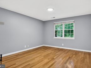 2812 S Wakefield Street D, Arlington VA 22206