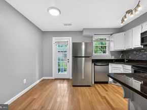 2812 S Wakefield Street D, Arlington VA 22206