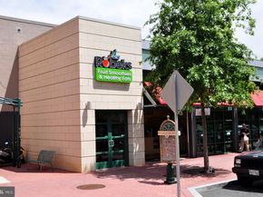 2812 S Wakefield Street D, Arlington VA 22206