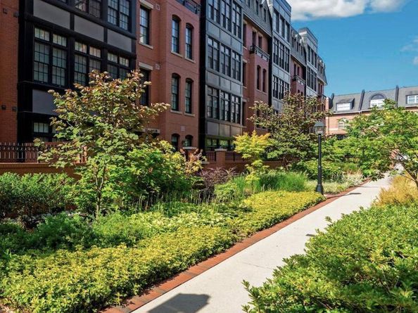 1610 N Queen Street 241, Arlington VA 22209