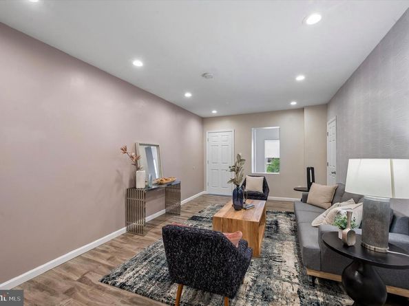 743 S 52nd Street, Philadelphia PA 19143