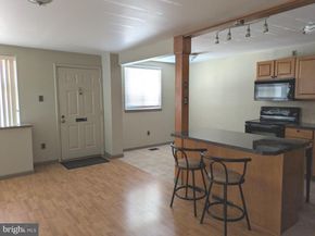 100 Glenolden E U20, Glenolden PA 19036