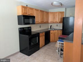100 Glenolden E U20, Glenolden PA 19036