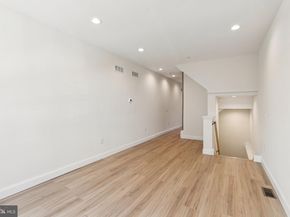 1941 N 9TH Street, Philadelphia PA 19122